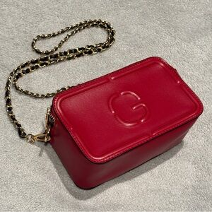 NWOT Boutique Elegant Red Crossbody Bag with Gold Chain